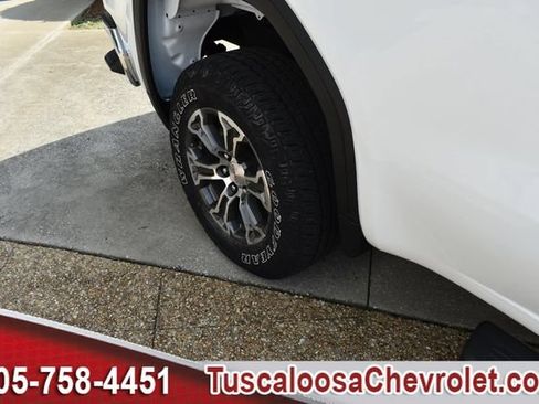 Used 2023 GMC Sierra 1500 SLE RWD image 13