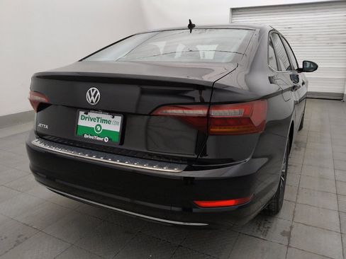 Used 2019 Volkswagen Jetta SE w/ Cold Weather Package FWD image 9