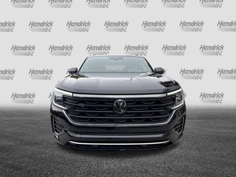 Used 2024 Volkswagen Atlas Cross Sport SEL R-Line image 3