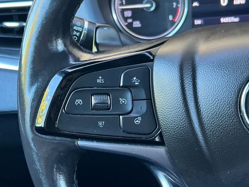 Used 2022 Buick Enclave Essence image 27