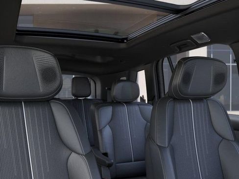 New 2027 Cadillac Vistiq Luxury AWD/4WD image 24
