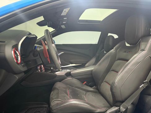 Used 2022 Chevrolet Camaro ZL1 image 11