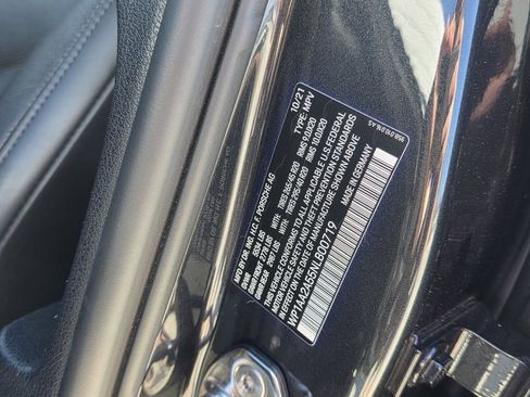 Used 2022 Porsche Macan image 31