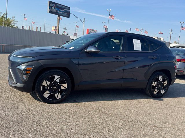 Used 2025 Hyundai Kona SEL FWD image 3
