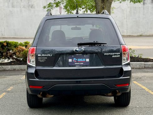 Used 2012 Subaru Forester 2.5X Premium w/ All-Weather Pkg AWD/4WD image 4