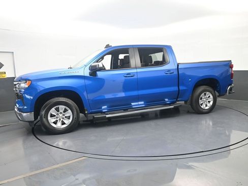 Used 2023 Chevrolet Silverado 1500 LT RWD image 2