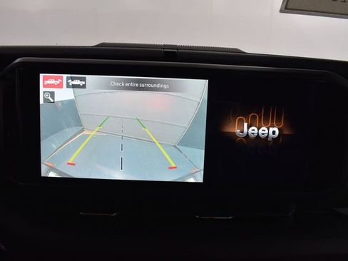 New 2025 Jeep Gladiator Mojave w/ Safety Group image 24