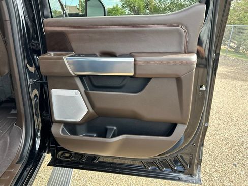Used 2025 Ford F250 King Ranch w/ Chrome Package AWD/4WD image 46