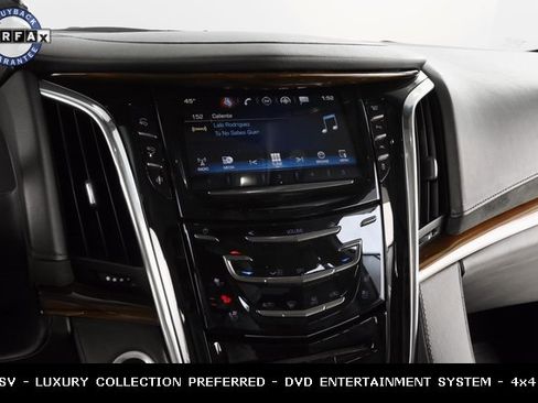 Used 2016 Cadillac Escalade ESV Luxury image 37