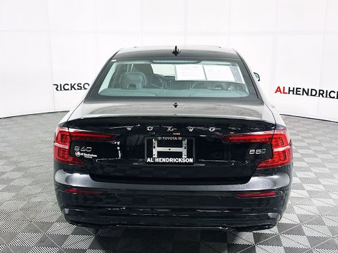 Used 2024 Volvo S60 B5 Plus image 4