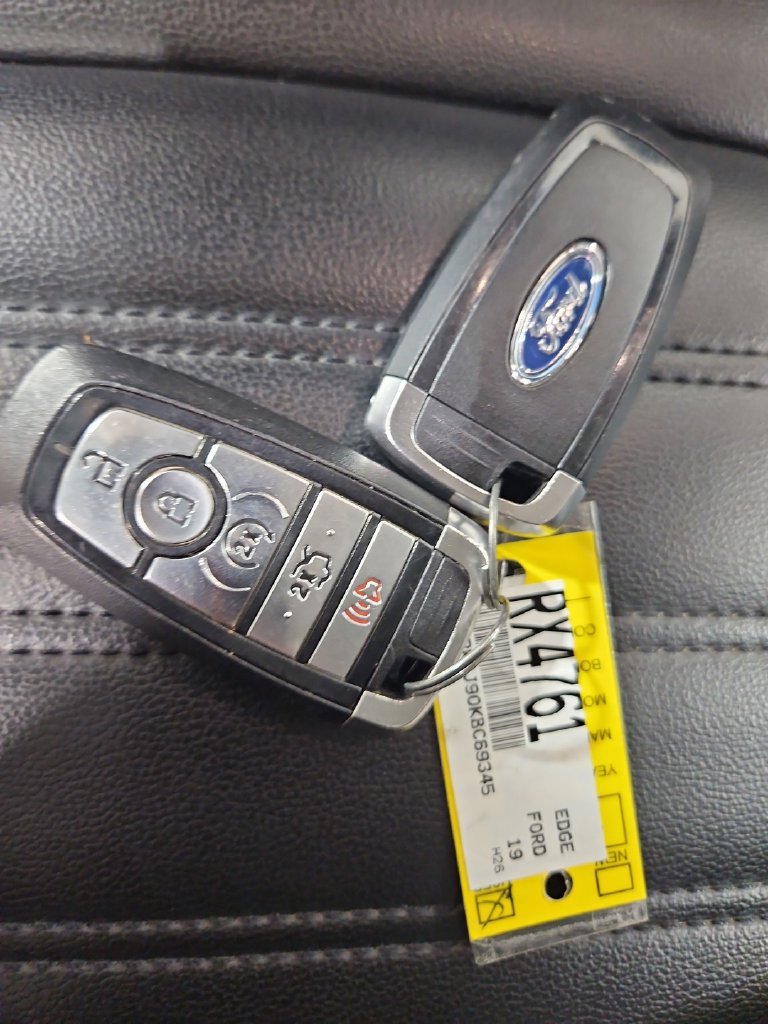 Used 2019 Ford Edge SEL w/ Equipment Group 201A FWD image 29
