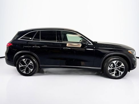 Certified 2025 Mercedes-Benz GLC 350e 4MATIC image 4