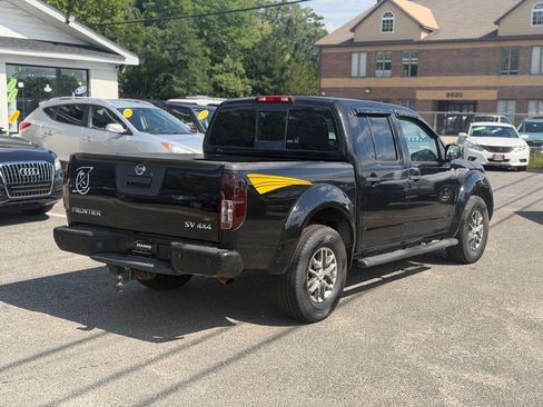 Used 2014 Nissan Frontier SV w/ SV Value Truck Package AWD/4WD image 4