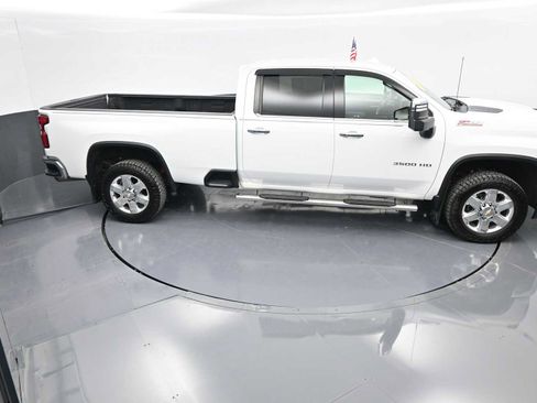 Used 2022 Chevrolet Silverado 3500 LTZ image 31