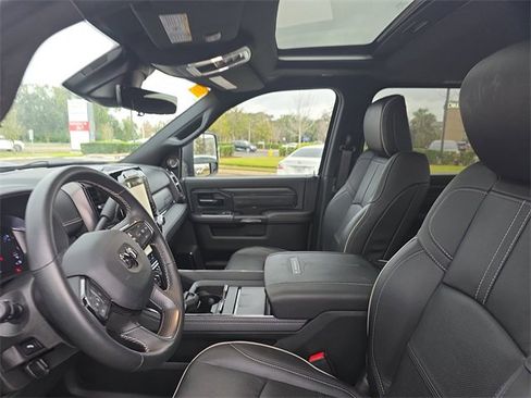 Used 2024 RAM 2500 Limited image 18