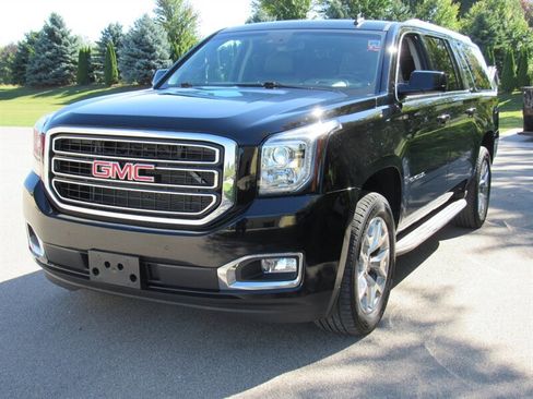 Used 2015 GMC Yukon XL SLT w/ Open Road Package image 4