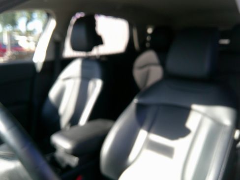 Used 2024 Kia Sportage EX image 11