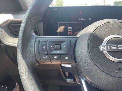 New 2025 Nissan Kicks SV w/ SV Premium Package image 17