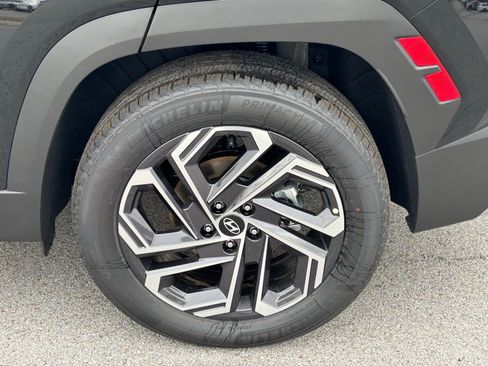 New 2026 Hyundai Tucson Limited AWD/4WD image 9