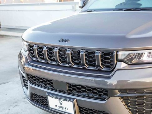 New 2026 Jeep Grand Cherokee Altitude RWD image 6