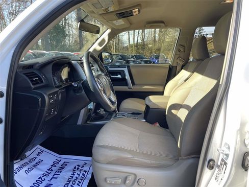 Used 2018 Toyota 4Runner SR5 image 14