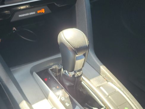 Used 2020 Honda Civic Sport image 26