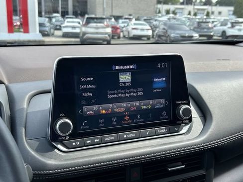 Certified 2023 Nissan Rogue SV w/ SV Premium B Package AWD/4WD image 20