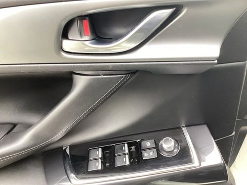 Used 2017 MAZDA CX-9 Touring image 19
