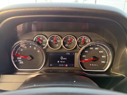 Used 2021 Chevrolet Silverado 1500 LT Trail Boss w/ Convenience Package II image 21