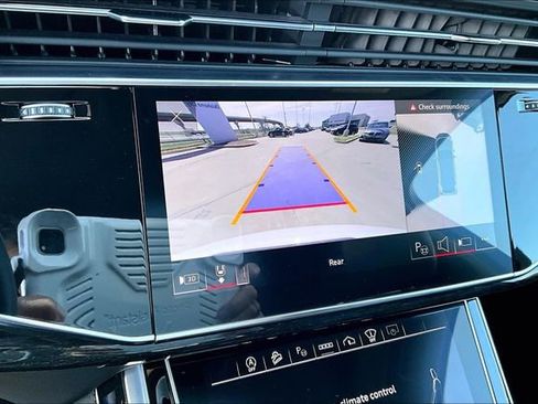 Used 2023 Audi Q7 3.0T Prestige w/ Prestige Package image 21