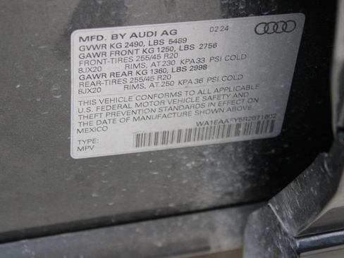 Used 2024 Audi Q5 2.0T Premium Plus w/ Premium Plus Package image 31