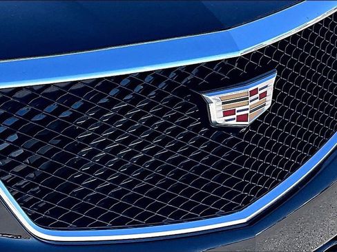 Used 2025 Cadillac XT5 Sportv w/ Technology Package image 28