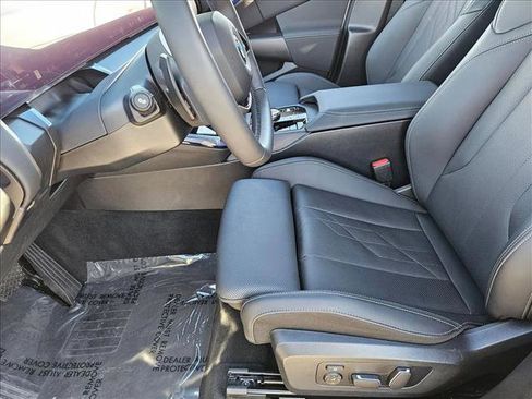 Used 2025 BMW X3 xDrive30i w/ Premium Package image 15