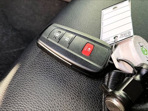 Used 2023 Toyota 4Runner TRD Off-Road Premium image 14