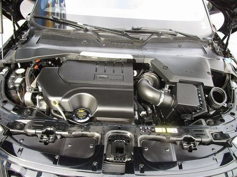 Used 2021 Land Rover Range Rover Evoque R-Dynamic SE image 9