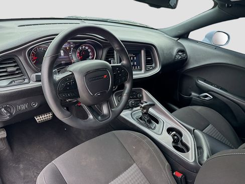 Used 2022 Dodge Challenger R/T image 7