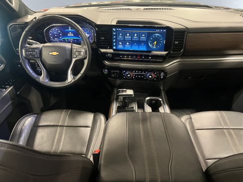 Used 2024 Chevrolet Silverado 1500 High Country AWD/4WD image 8