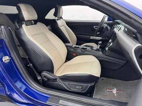 Used 2016 Ford Mustang GT Premium w/ Equipment Group 401A image 30