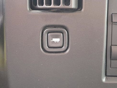 Used 2023 Chevrolet Express 3500 LS image 21