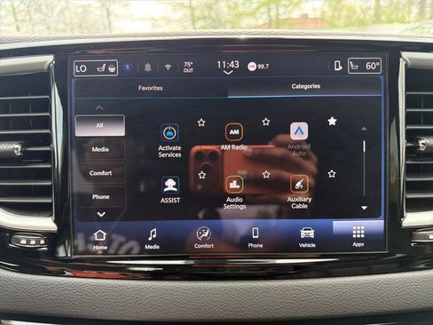 Used 2025 Chrysler Pacifica Select FWD image 21