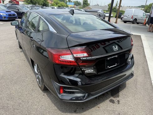 Used 2019 Honda Clarity Touring image 9