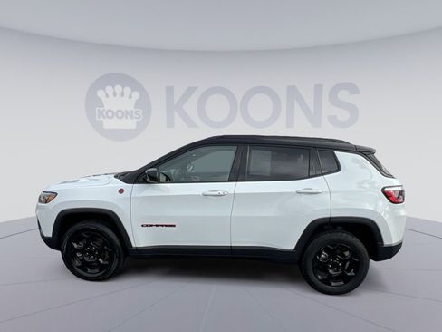 Used 2023 Jeep Compass Trailhawk image 2