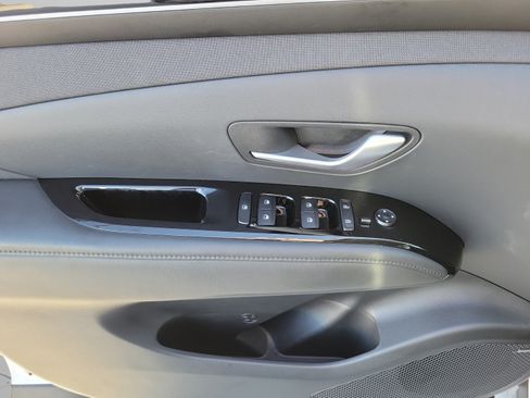 Used 2022 Hyundai Tucson Limited AWD/4WD image 13