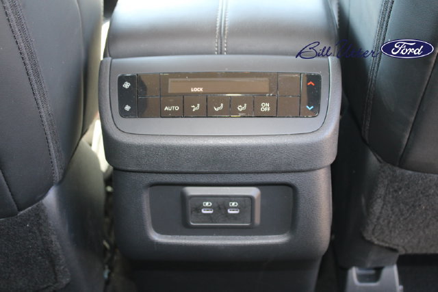 Used 2026 Nissan Pathfinder SL FWD image 15