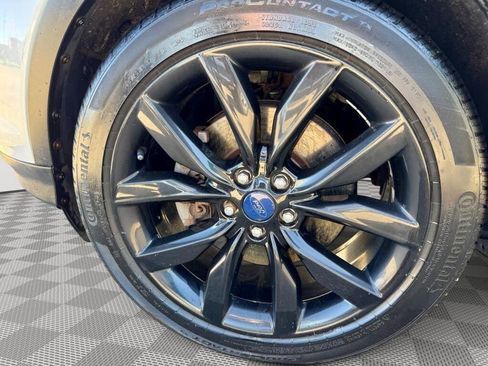 Used 2017 Ford Escape SE w/ Equipment Group 201A AWD/4WD image 38