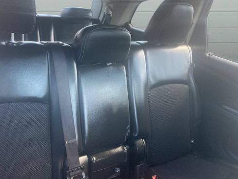 Used 2017 Dodge Journey Crossroad FWD image 16