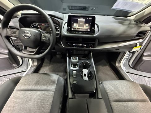New 2026 Nissan Rogue SV FWD image 20