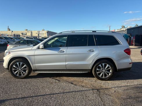 Used 2016 Mercedes-Benz GL 450 4MATIC w/ Premium I Package image 3