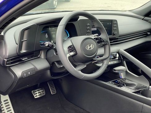 New 2026 Hyundai Elantra SEL Sport Premium FWD image 10