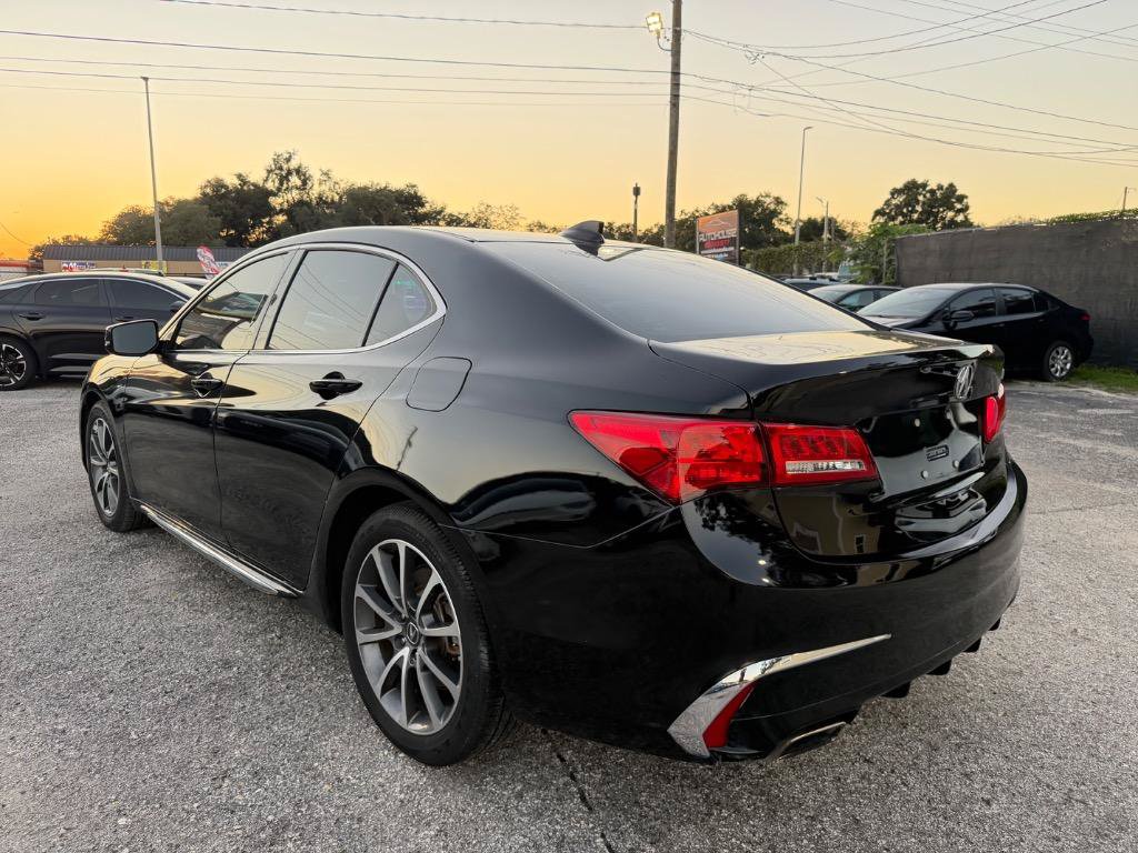 Used 2018 Acura TLX w/ Technology Package FWD image 7